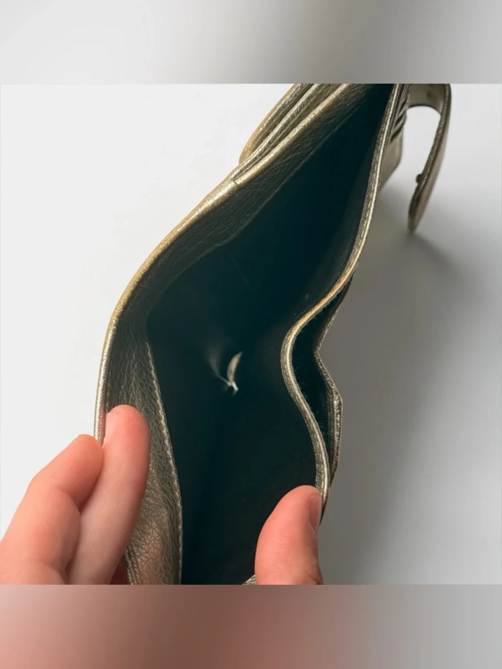 Authentic Gucci Metallic Britt Wallet - Picture 9 of 15